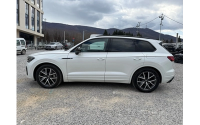 VW Touareg ГАРАНЦИЯ Hybrid R-Line 462 Black Edition Panorama - автомобили, коли, обяви за нови и употребявани 7