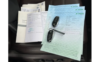 VW Touareg 3.0TDI, 4-MOTION, FULL SERVICE VW-KATO HOB, PANO, - автомобили, коли, обяви за нови и употребявани 15