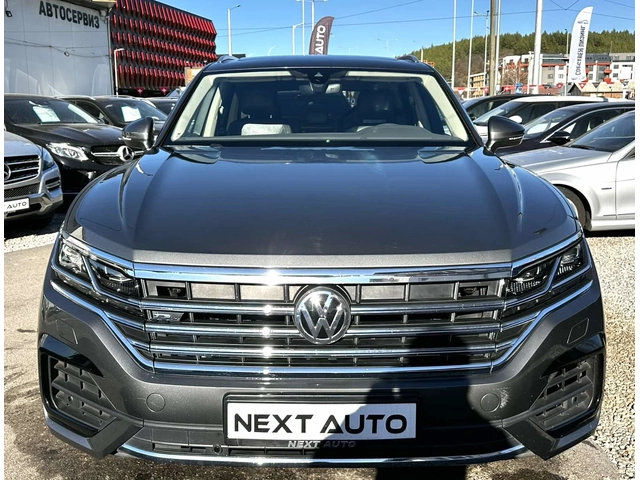 VW Touareg 3.0TDI 286HP R-LINE PANO CAM DISTRONIC EU6D-TEMP - автомобили, коли, обяви за нови и употребявани 1