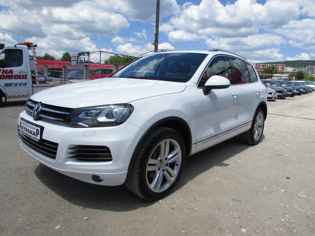 VW Touareg 3.0TDI EURO5B - автомобили, коли, обяви за нови и употребявани 2