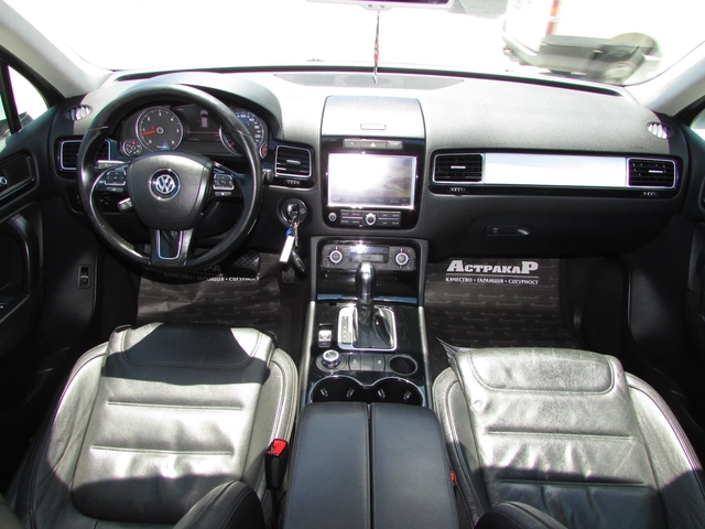VW Touareg 3.0TDI EURO5B - автомобили, коли, обяви за нови и употребявани 6