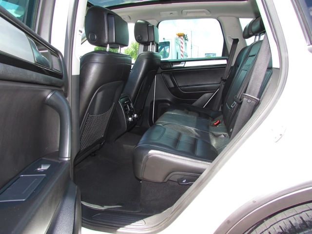 VW Touareg 3.0TDI EURO5B - автомобили, коли, обяви за нови и употребявани 8