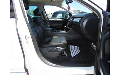 VW Touareg 3.0TDI EURO5B - автомобили, коли, обяви за нови и употребявани 9