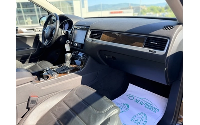 VW Touareg 3.0TDi-FULL-Лизинг през Уникредит - автомобили, коли, обяви за нови и употребявани 11