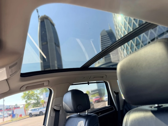 VW Touareg 3.0TDi-FULL-Лизинг през Уникредит - автомобили, коли, обяви за нови и употребявани 16