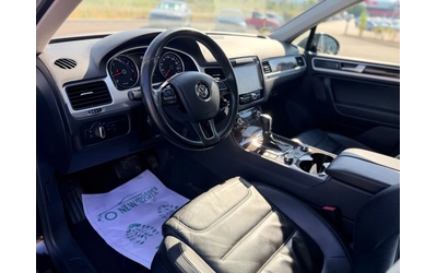 VW Touareg 3.0TDi-FULL-Лизинг през Уникредит - автомобили, коли, обяви за нови и употребявани 9