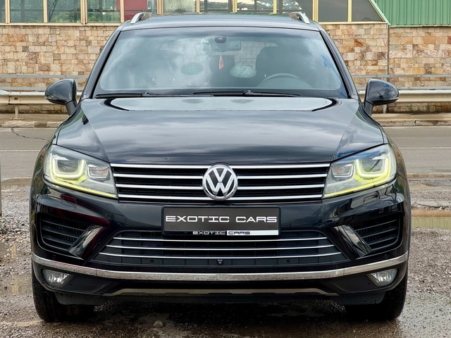 VW Touareg 3.0TDI 4motin ! Exclusive ! FaceLift ! - автомобили, коли, обяви за нови и употребявани 1