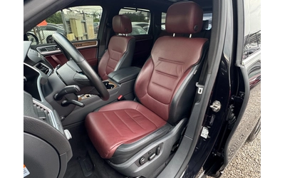 VW Touareg 3.0TDI 4motin ! Exclusive ! FaceLift ! - автомобили, коли, обяви за нови и употребявани 6
