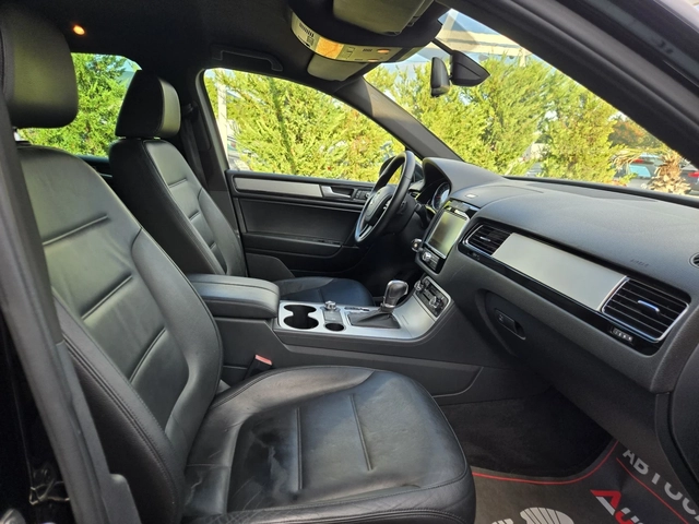 VW Touareg 3.0TDI-239кс= 8СК= 4Х4= LED= NAVI= ПОДГРЕВ - автомобили, коли, обяви за нови и употребявани 13
