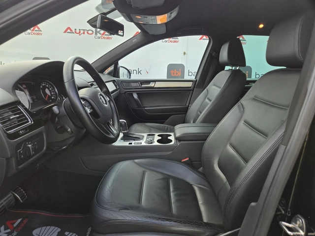 VW Touareg 3.0TDI-239кс= 8СК= 4Х4= LED= NAVI= ПОДГРЕВ - автомобили, коли, обяви за нови и употребявани 6