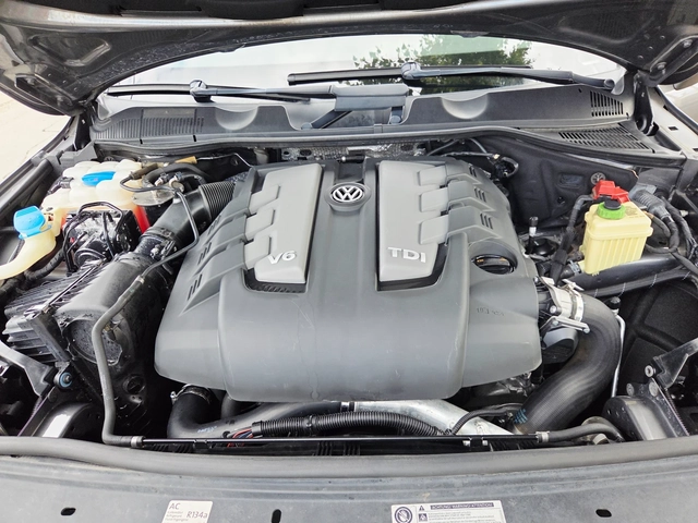 VW Touareg 3, 000TDI EURO5B - автомобили, коли, обяви за нови и употребявани 16