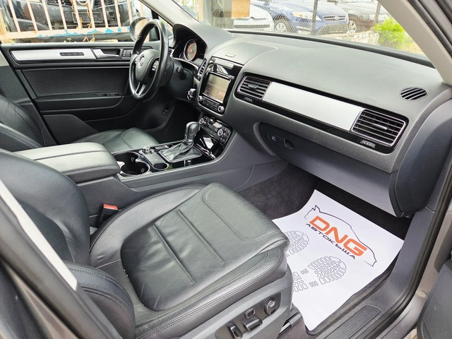 VW Touareg 3, 000TDI EURO5B - автомобили, коли, обяви за нови и употребявани 8
