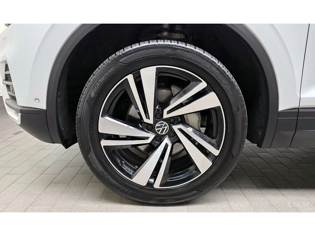 VW Touareg TDI / МАСАЖИ / ОБДУХВАНЕ / ПАМЕТИ / DISTRONIC - автомобили, коли, обяви за нови и употребявани 4