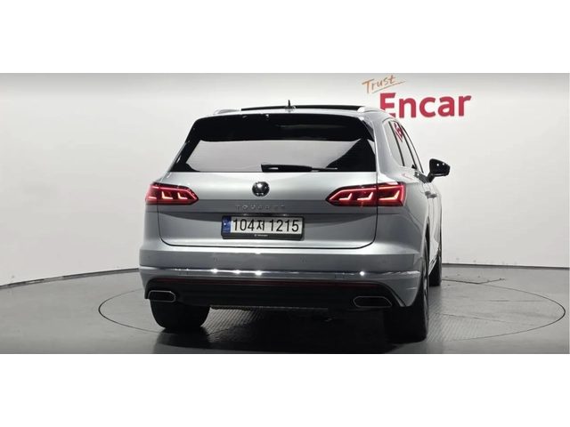 VW Touareg 3.0 TDI | FULL - автомобили, коли, обяви за нови и употребявани 3