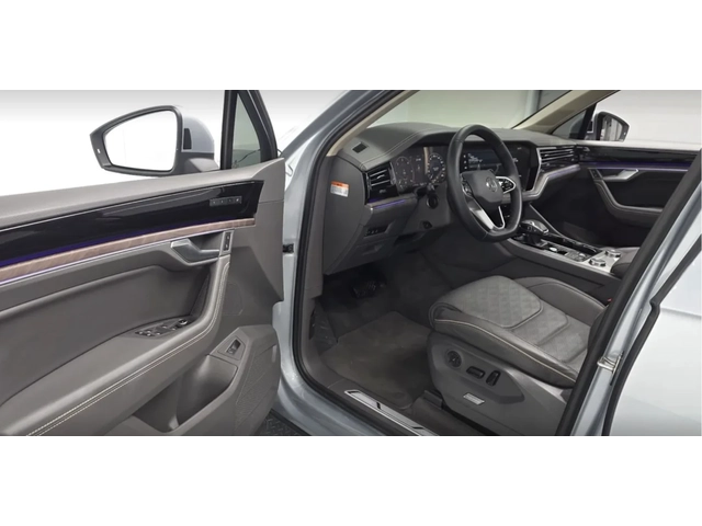 VW Touareg 3.0 TDI | FULL - автомобили, коли, обяви за нови и употребявани 9