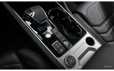 VW Touareg 3.0 TDI / DISTRONIC / ОБДУХВАНЕ / ПАНОРАМА - автомобили, коли, обяви за нови и употребявани 10