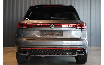 VW Touareg * NEW MODEL* R-LINE* IQ HD MATRIX LIGHTS* PANO! - автомобили, коли, обяви за нови и употребявани 6