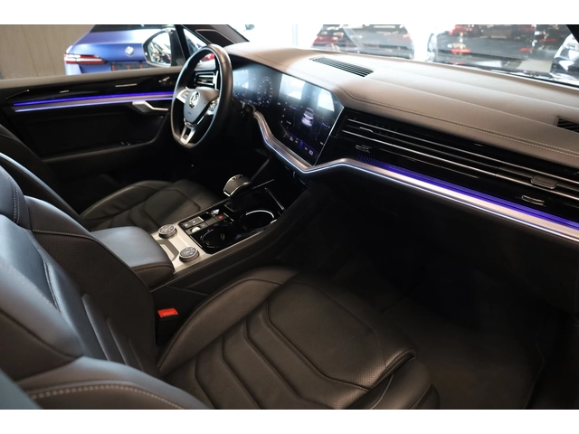 VW Touareg R-LINE* IQ HD MATRIX* HEAD UP* DYNAUDIO* PANO!!! - автомобили, коли, обяви за нови и употребявани 13