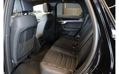 VW Touareg R-LINE* IQ HD MATRIX* HEAD UP* DYNAUDIO* PANO!!! - автомобили, коли, обяви за нови и употребявани 15