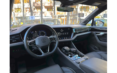vw-touareg-elegance-pa-3-0-v6-tdi-scr-4mot - 3