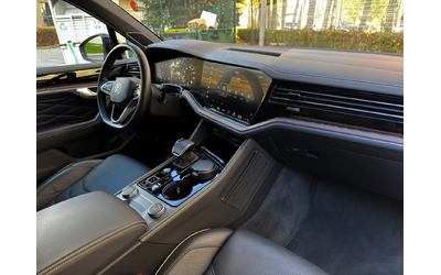 vw-touareg-elegance-pa-3-0-v6-tdi-scr-4mot - 4