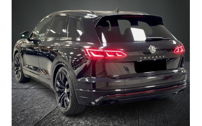 vw-touareg-touareg-3-0-v6-tdi-r-line - 2