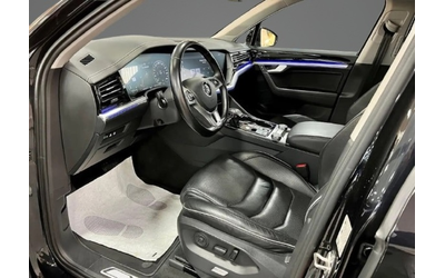 vw-touareg-touareg-3-0-v6-tdi-r-line - 4