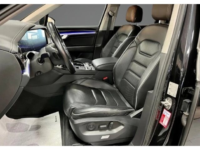 VW Touareg Touareg 3.0 V6 TDI R-Line - автомобили, коли, обяви за нови и употребявани 5