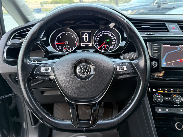 VW Touran 1.6D* 2017г.* АВТОМАТИК* Топ Състояние - автомобили, коли, обяви за нови и употребявани 15