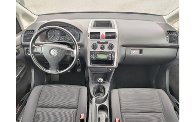 VW Touran 1.6I 102 к.с. - автомобили, коли, обяви за нови и употребявани 15