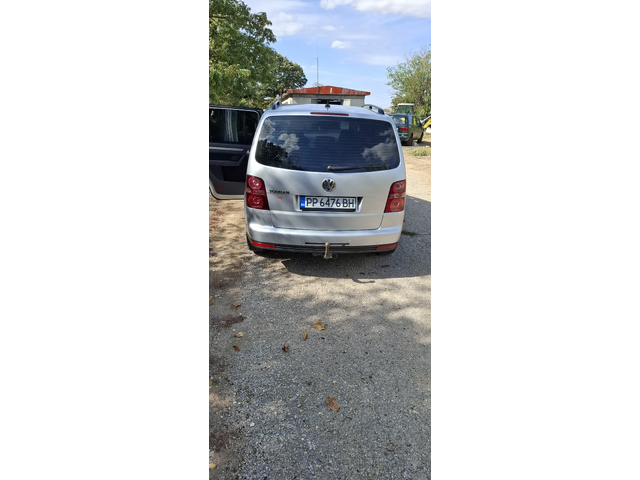 VW Touran 1.9 TDI 105 - автомобили, коли, обяви за нови и употребявани 12