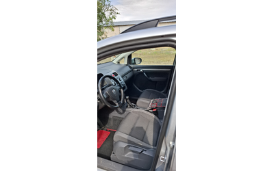 VW Touran 1.9 TDI 105 - автомобили, коли, обяви за нови и употребявани 15