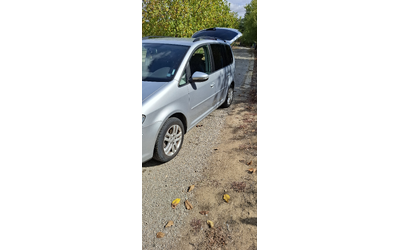 vw-touran-1-9-tdi-105 - 4