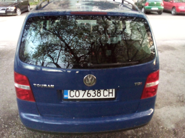 VW Touran 1,9 TDI 105 к.с. - автомобили, коли, обяви за нови и употребявани 2