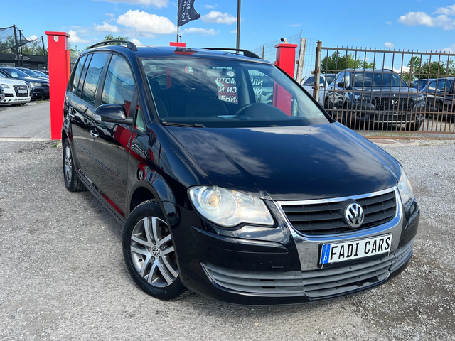 VW Touran 2.0/ ЛИЗИНГ!!!!! - автомобили, коли, обяви за нови и употребявани 0