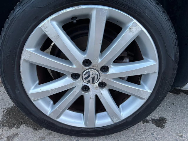 VW Touran 1, 600 EURO4 - автомобили, коли, обяви за нови и употребявани 13