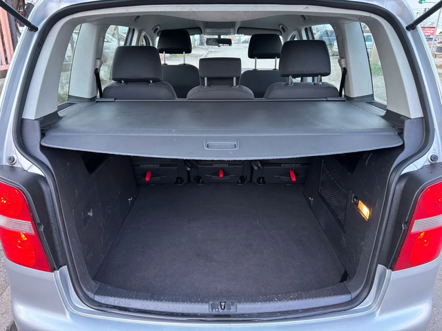 VW Touran 1, 600 EURO4 - автомобили, коли, обяви за нови и употребявани 14