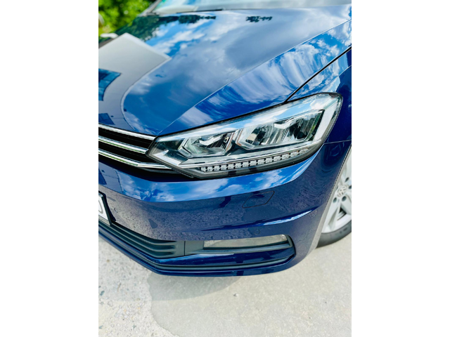 VW Touran 2.0 TDI - автомобили, коли, обяви за нови и употребявани 4