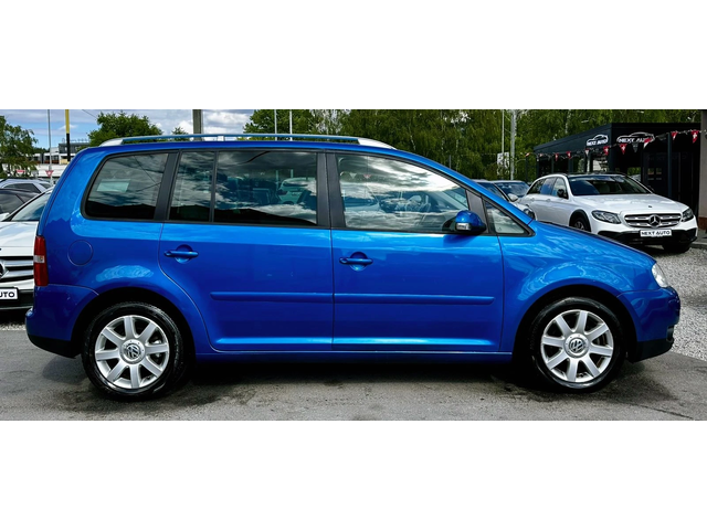 VW Touran 2.0D 140HP DSG NAVI - автомобили, коли, обяви за нови и употребявани 3