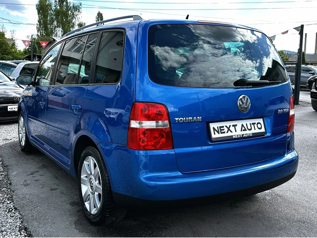 VW Touran 2.0D 140HP DSG NAVI - автомобили, коли, обяви за нови и употребявани 6