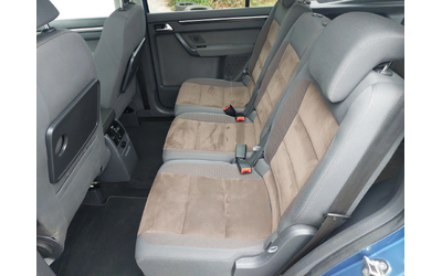 VW Touran 2, 0TDI AUT 7MECTA - автомобили, коли, обяви за нови и употребявани 11