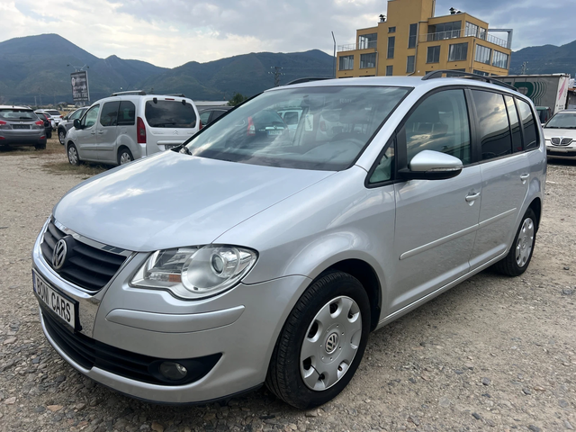 VW Touran 1.4 TSI- 140к.с. 6+ 1 / Италия - автомобили, коли, обяви за нови и употребявани 0