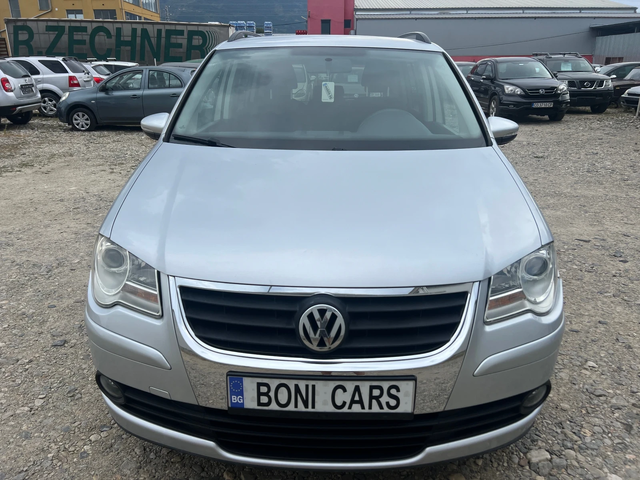 VW Touran 1.4 TSI- 140к.с. 6+ 1 / Италия - автомобили, коли, обяви за нови и употребявани 1