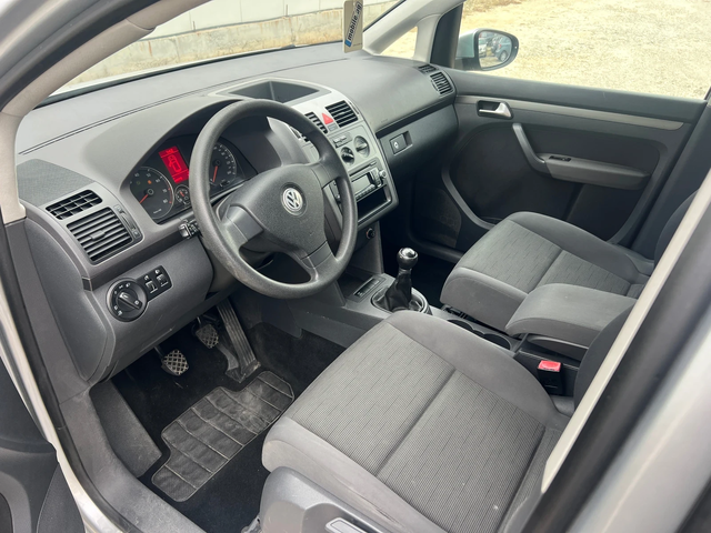 VW Touran 1.4 TSI- 140к.с. 6+ 1 / Италия - автомобили, коли, обяви за нови и употребявани 9