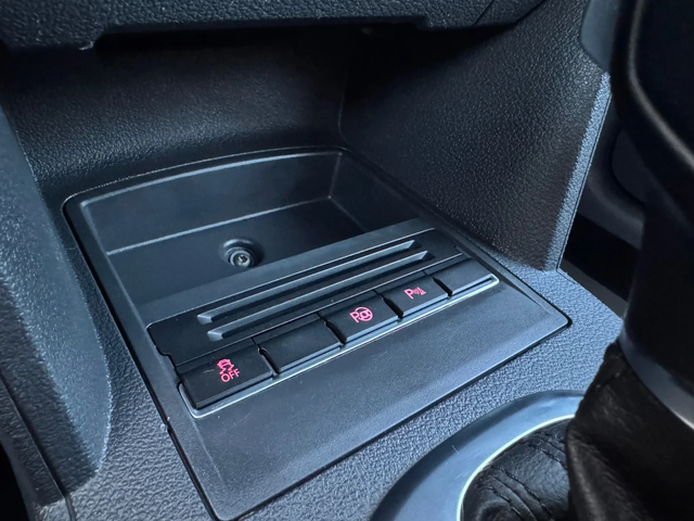 VW Touran 1.6TDI-АВТОМАТИК- - автомобили, коли, обяви за нови и употребявани 14