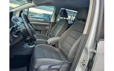 VW Touran 1.6TDI-АВТОМАТИК- - автомобили, коли, обяви за нови и употребявани 7