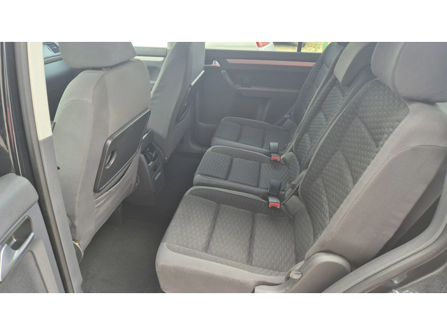 VW Touran 2.0TDI 140к.с Автомат ВММ - автомобили, коли, обяви за нови и употребявани 12