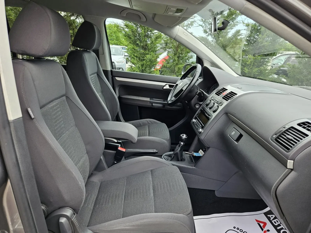 VW Touran 2.0i-109кс= ФАБРИЧЕН МЕТАН= FACELIFT= HIGHLINE - автомобили, коли, обяви за нови и употребявани 14