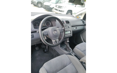 VW Touran 2.0, 140к.с. Highline, ТОП - автомобили, коли, обяви за нови и употребявани 10