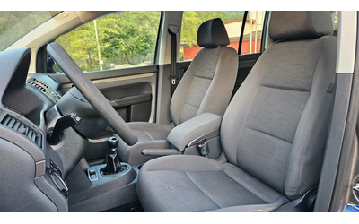 VW Touran 2.0 GAZ/ NAVIG/KLIMATRON/7mesta - автомобили, коли, обяви за нови и употребявани 12